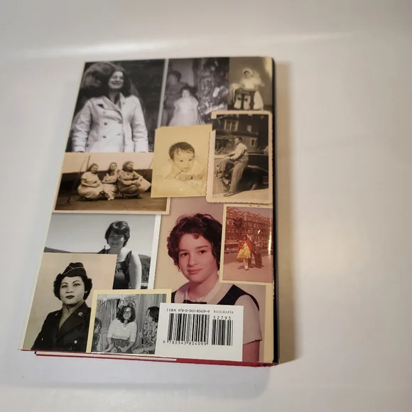 Spanish book used "My mundo adorado Sonia Sotomayor" book - Picture 10 of 13